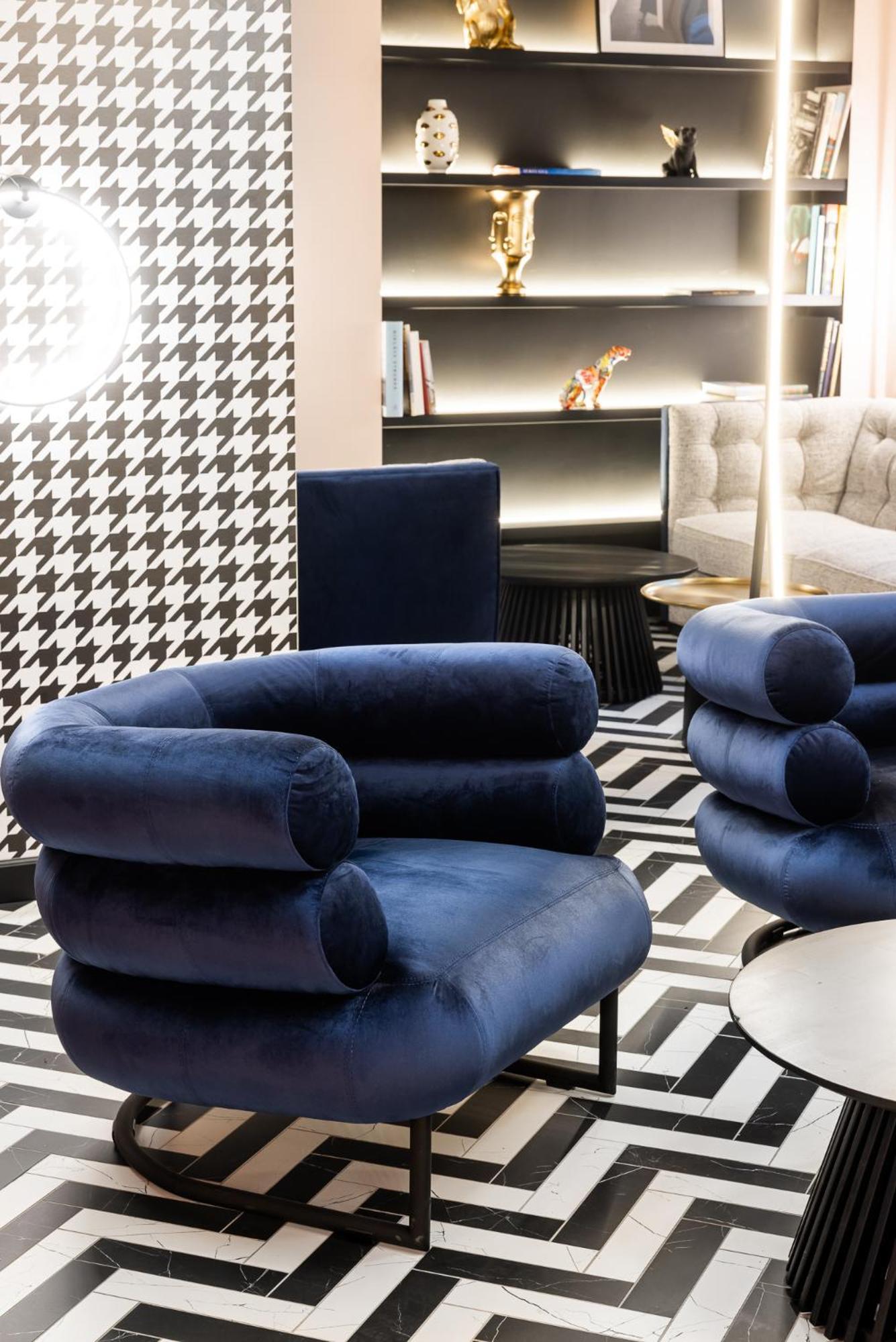 Tribe Center Hotell 4*