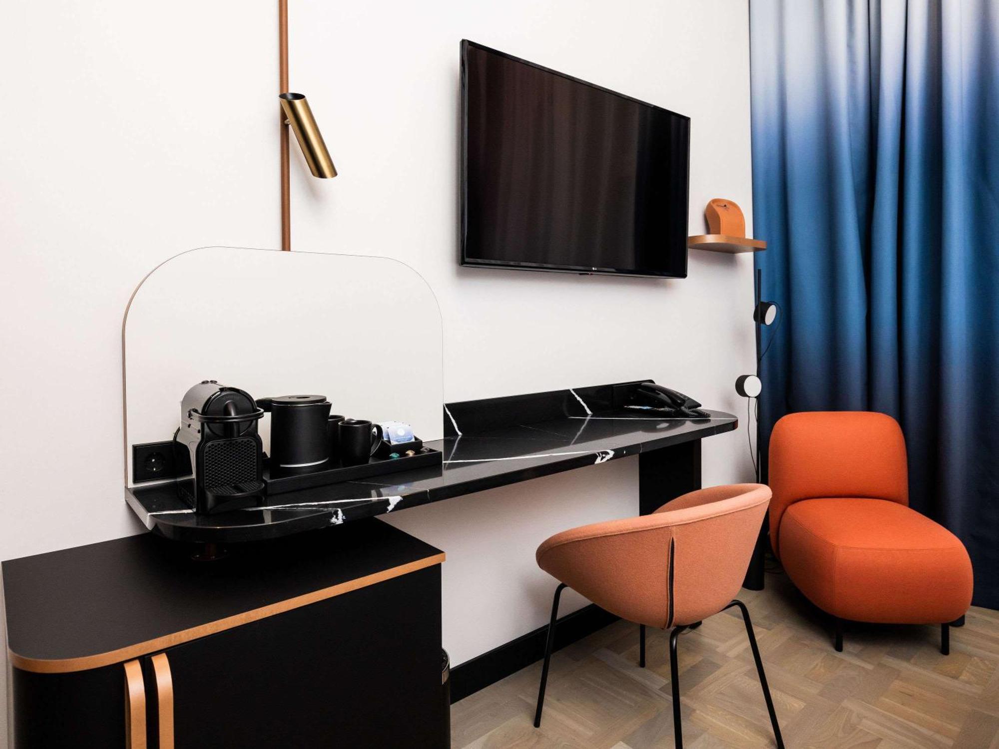 Viešbutis Tribe Center 3*